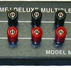 MFJ-1116, DC POWER STRIP, 8 OUTLETS, METER/SWITCH/FUSED