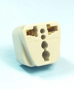 MFJ-7782, ADAPTOR, AC PLUG,EU/US 2-PRONG TO NEMA 6-15P,WHITE
